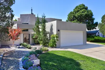 9620 San Rafael Avenue NE, Albuquerque