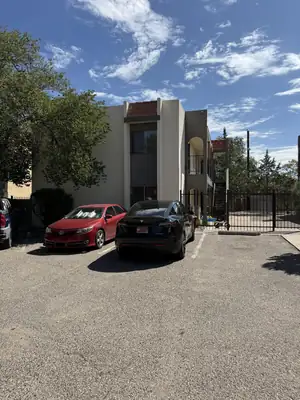 532 Palomas Drive SE, Albuquerque