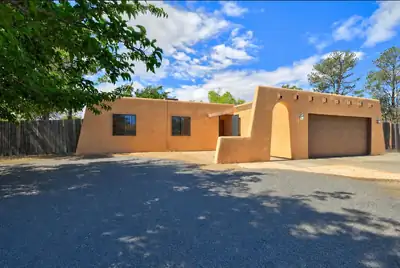 2100 Black Hills Road NE, Rio Rancho