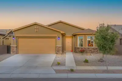 4320 Sundance Street SW, Los Lunas