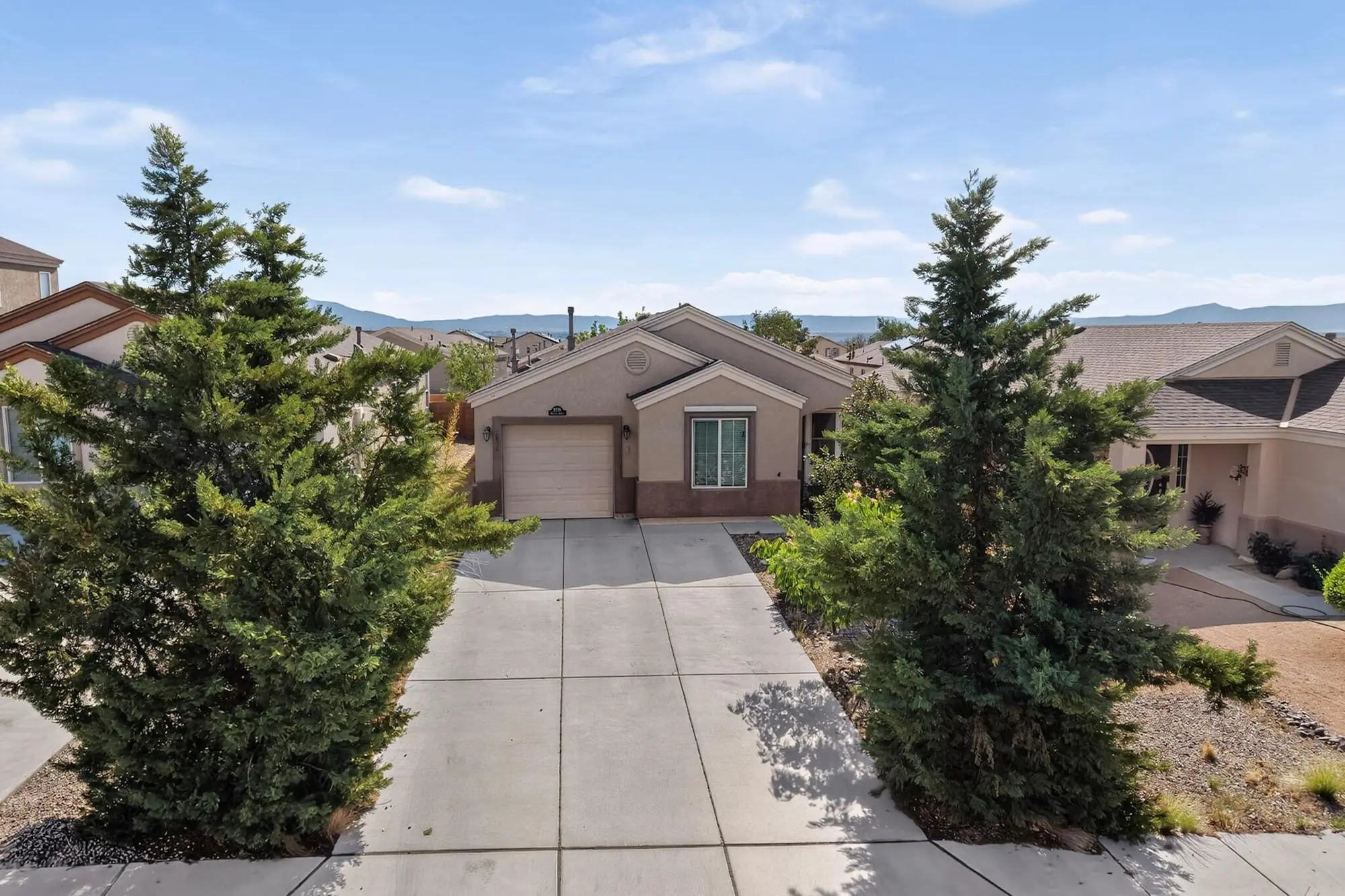 2826 Merlot Drive SW