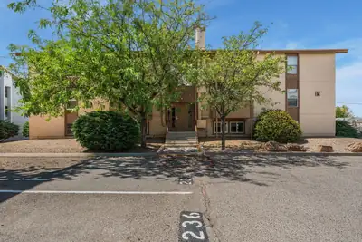 3859 Montgomery Boulevard NE APT 1302, Albuquerque