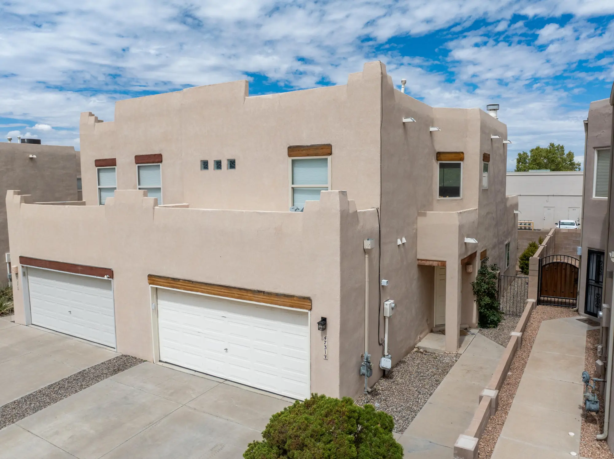 4731 Spanish Sun Avenue NE