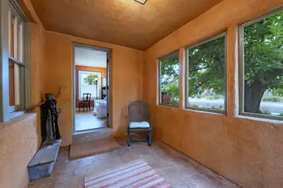 415 Amherst Drive NE, Albuquerque, NM 87106 