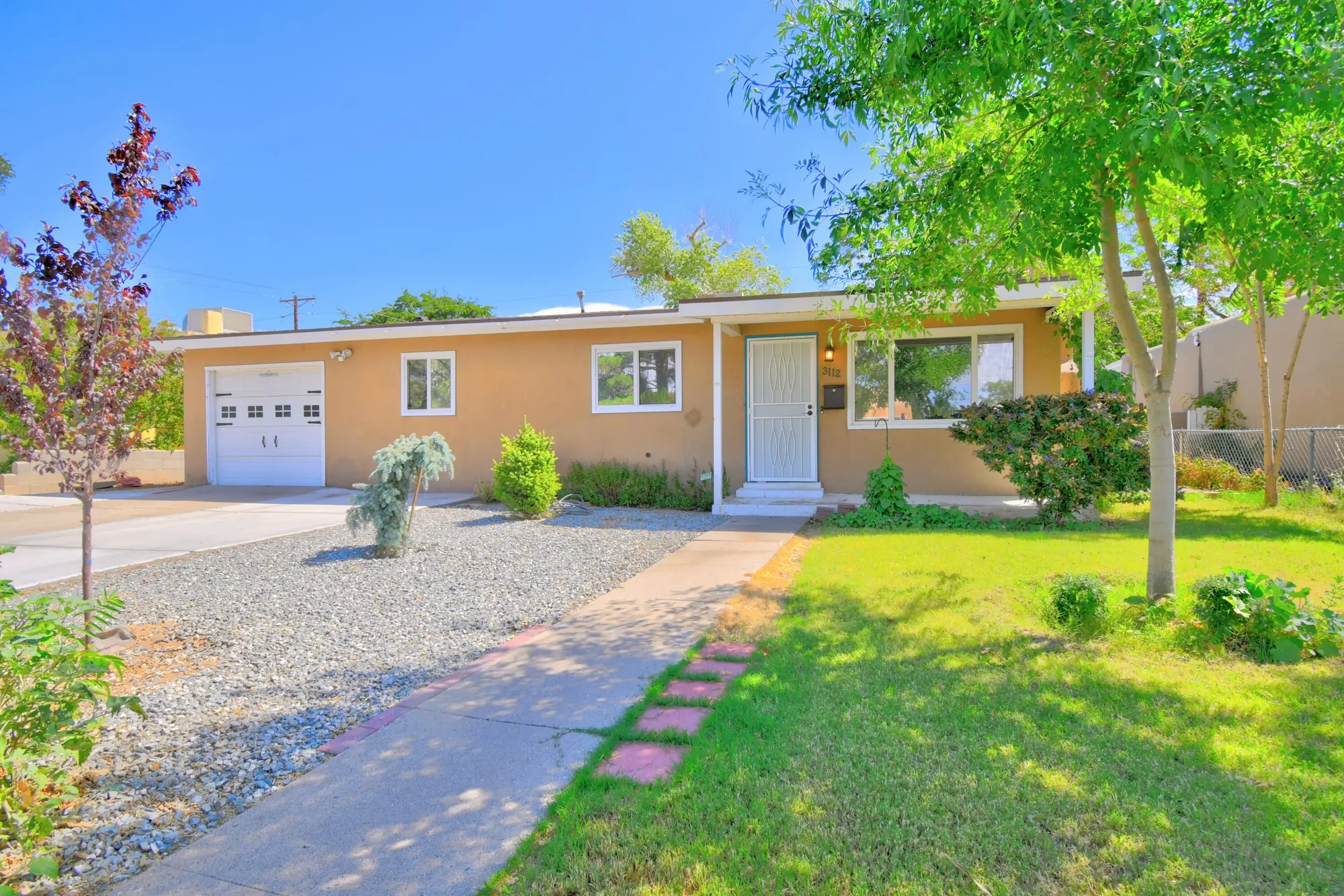 3112 Valencia Drive NE