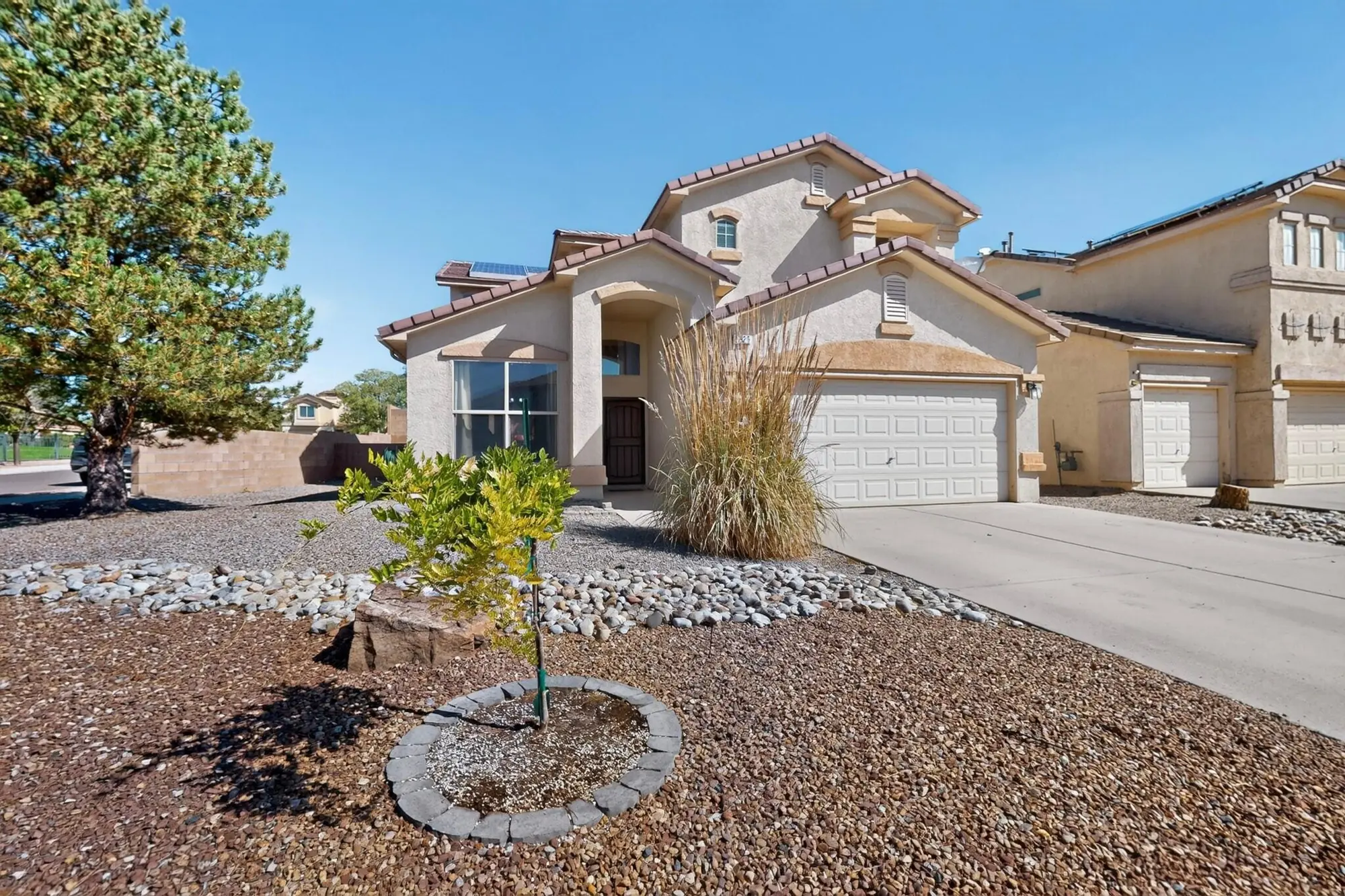 1225 Danzante Drive SE
