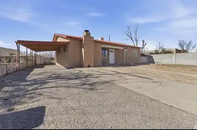 2901 Camino Del Gusto, Santa Fe