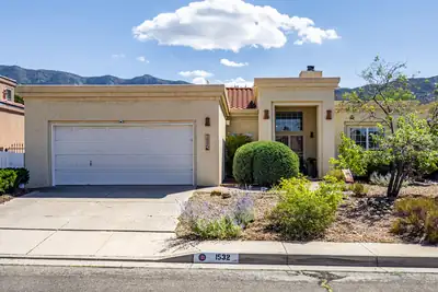 1532 Archuleta Drive NE, Albuquerque