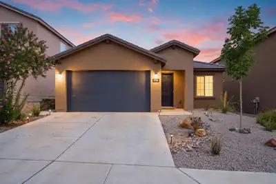 3106 Allyson Way NE, Rio Rancho