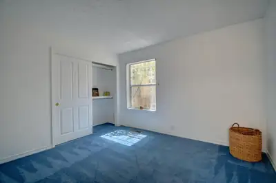 5512 Avenida Cuesta NE 