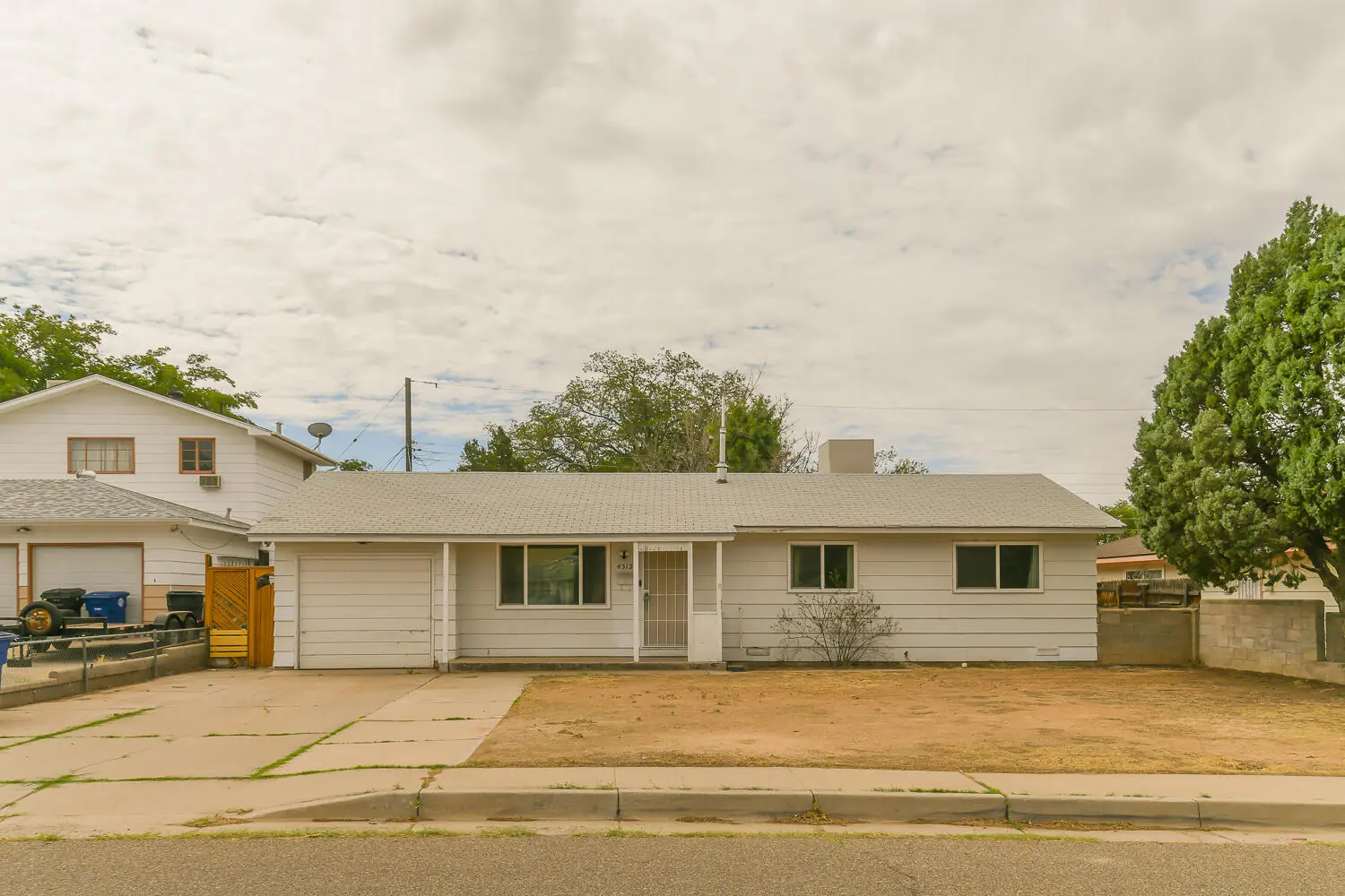 4312 Hendrix Road NE