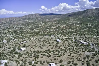 0 La Puerta [West Lot} Trail 