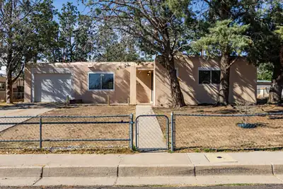9405 Parsifal Place NE, Albuquerque 