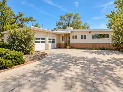 10708 Bellamah Avenue NE, Albuquerque