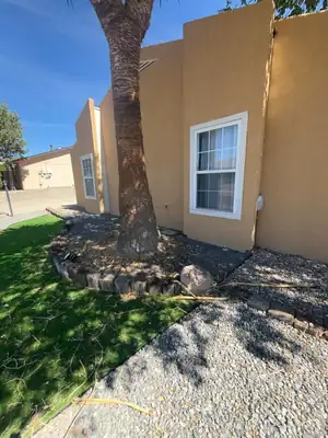 556 Stallion Road SE 