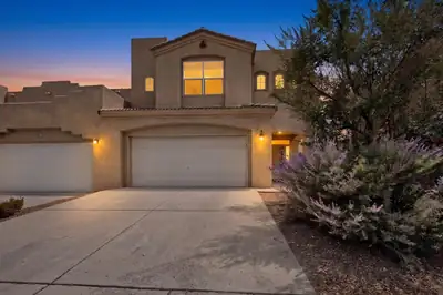 6512 Los Pueblos Place NW, Albuquerque
