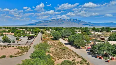 125 Paseo Cesar Chavez, Corrales 