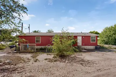 2813 Highway 47 