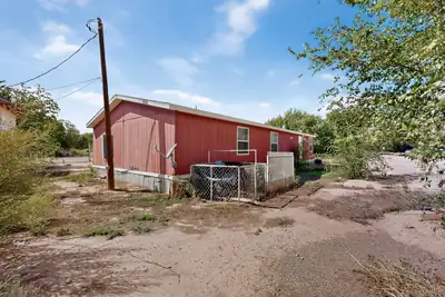 2813 Highway 47 