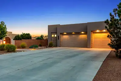 4900 Camino Valle Trail NW 