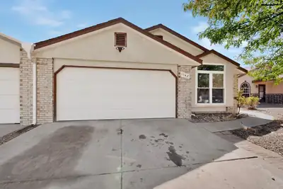 1142 Pandora Drive SW 