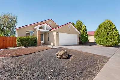 5912 Gran Quivira Road NW, Albuquerque