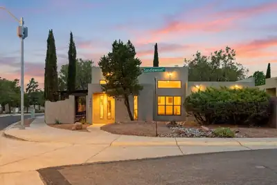 7600 Sandlewood Drive NW, Albuquerque