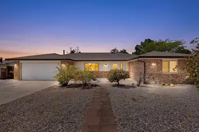 1617 Cedar Ridge Drive NE, Albuquerque 