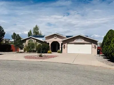 6517 Sandia Vista Place NE 