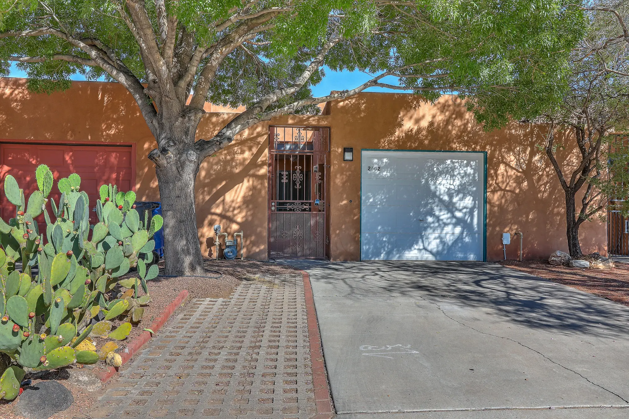 2602 Los Tomases Drive NW