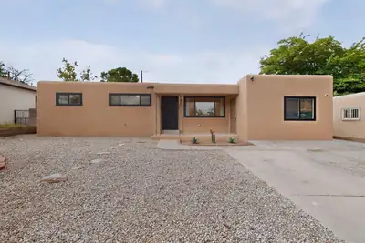 11208 Prospect Avenue NE, Albuquerque, NM 87112 