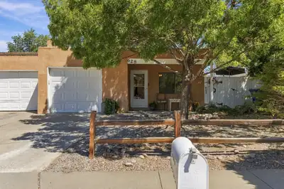 628 Dorado Place SE, Albuquerque