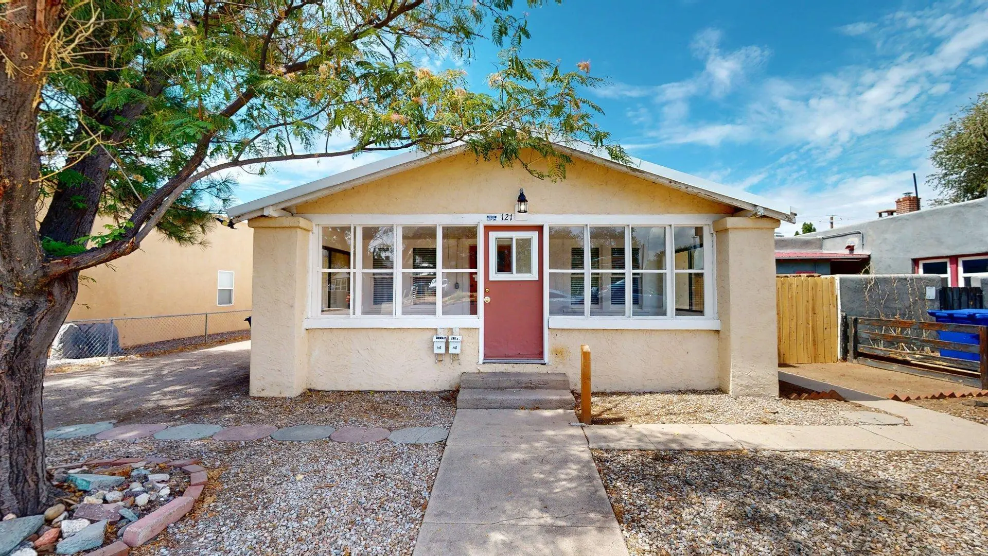 121 Princeton Drive SE