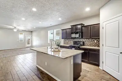 1841 Valle Vista Road NW 