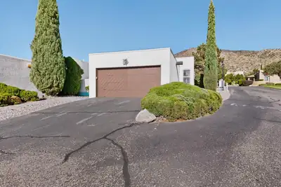 1 La Villita Court NE # 1, Albuquerque, NM 87112 