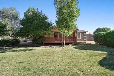 1300 Robyn Place SW 