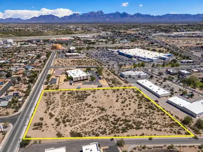 E Griggs Avenue, Las Cruces