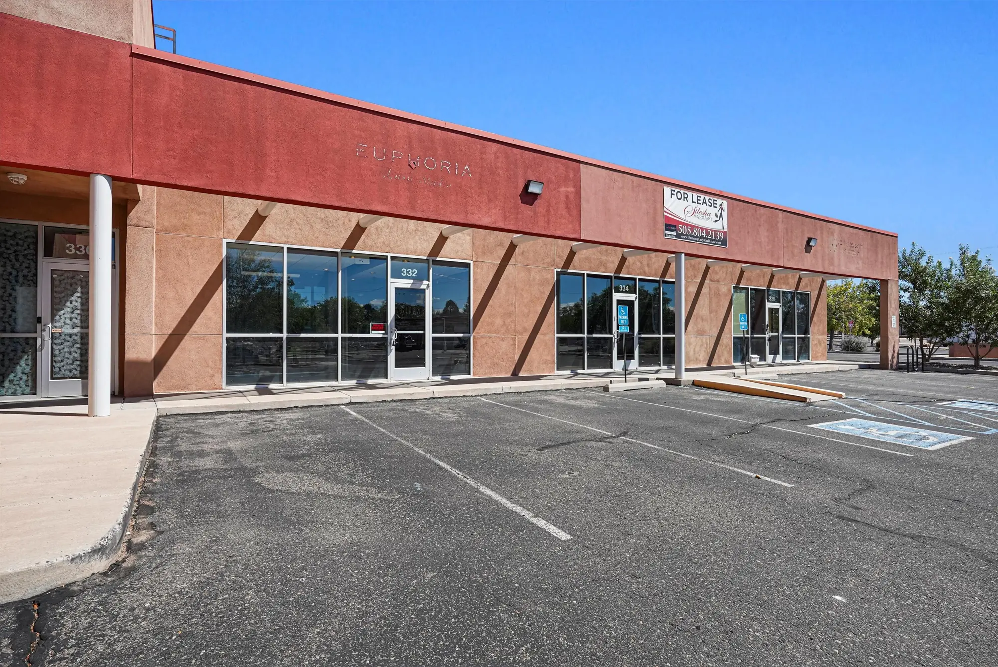 332 Adams Street SE, Albuquerque, NM 87108