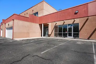 332 Adams Street SE, Albuquerque, NM 87108 