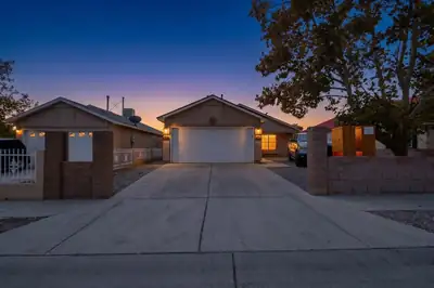 7304 Rainmaker Road SW, Albuquerque