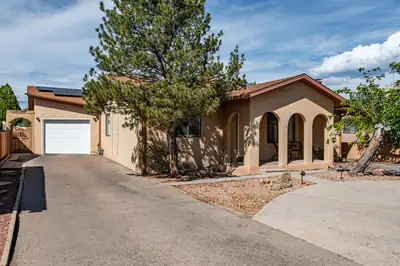 811 San Andres Avenue NW, Albuquerque