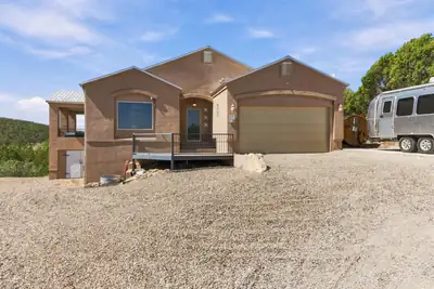 11 Estribor Court, Edgewood 