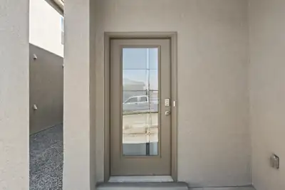 2424 Eglisfield Loop NE, Rio Rancho 