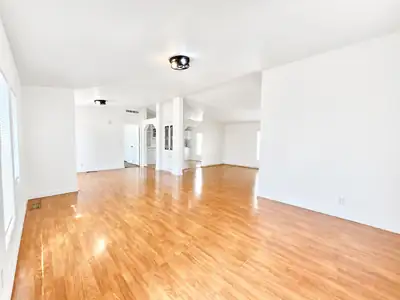 39 Amigo Avenue 