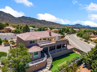 1547 Libia Street NE, Albuquerque, NM 87112 