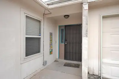 451 Stallion Road SE 
