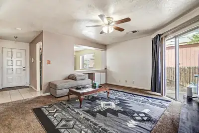 2176 High Desert Circle NE 