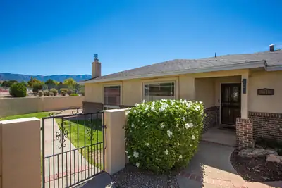 9618 Freedom Way NE, Albuquerque
