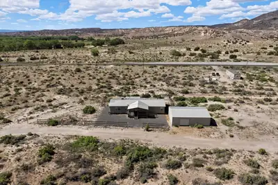 1256 County Rd 142, Medanales, NM 87548 