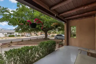 1907 Anderson PL SE 